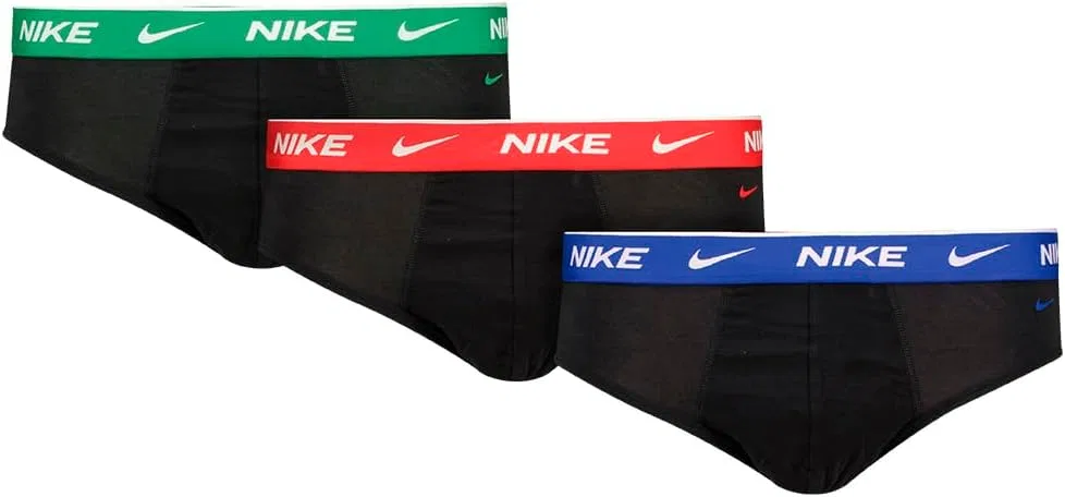 Трусы Nike, черный, стадионный зеленый, серый, красный