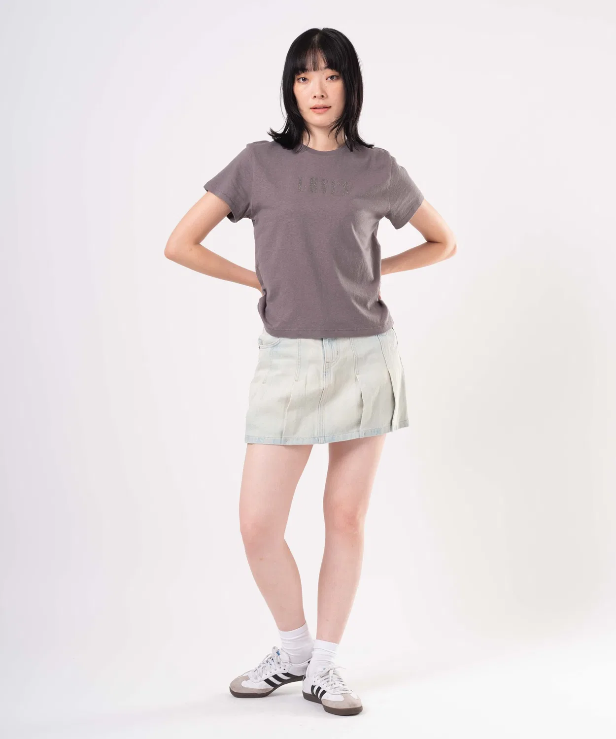 Юбка мини плиссированная Levi's джинсовая светлый индиго — фото 4