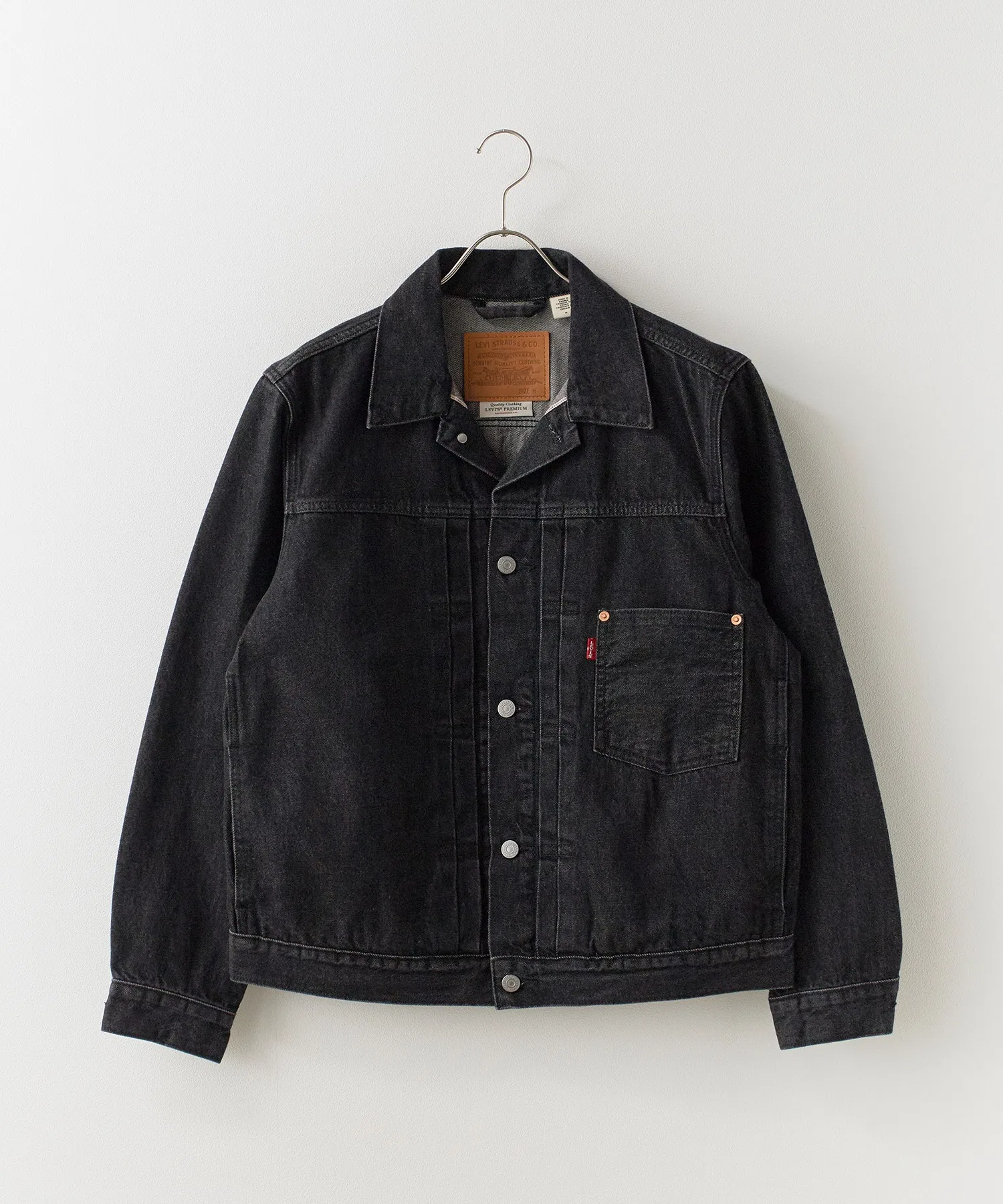 Джинсовая куртка LEVI'S TYPE I TRUCKER из денима с кромкой (коллекция весна/лето 2026) — фото 2