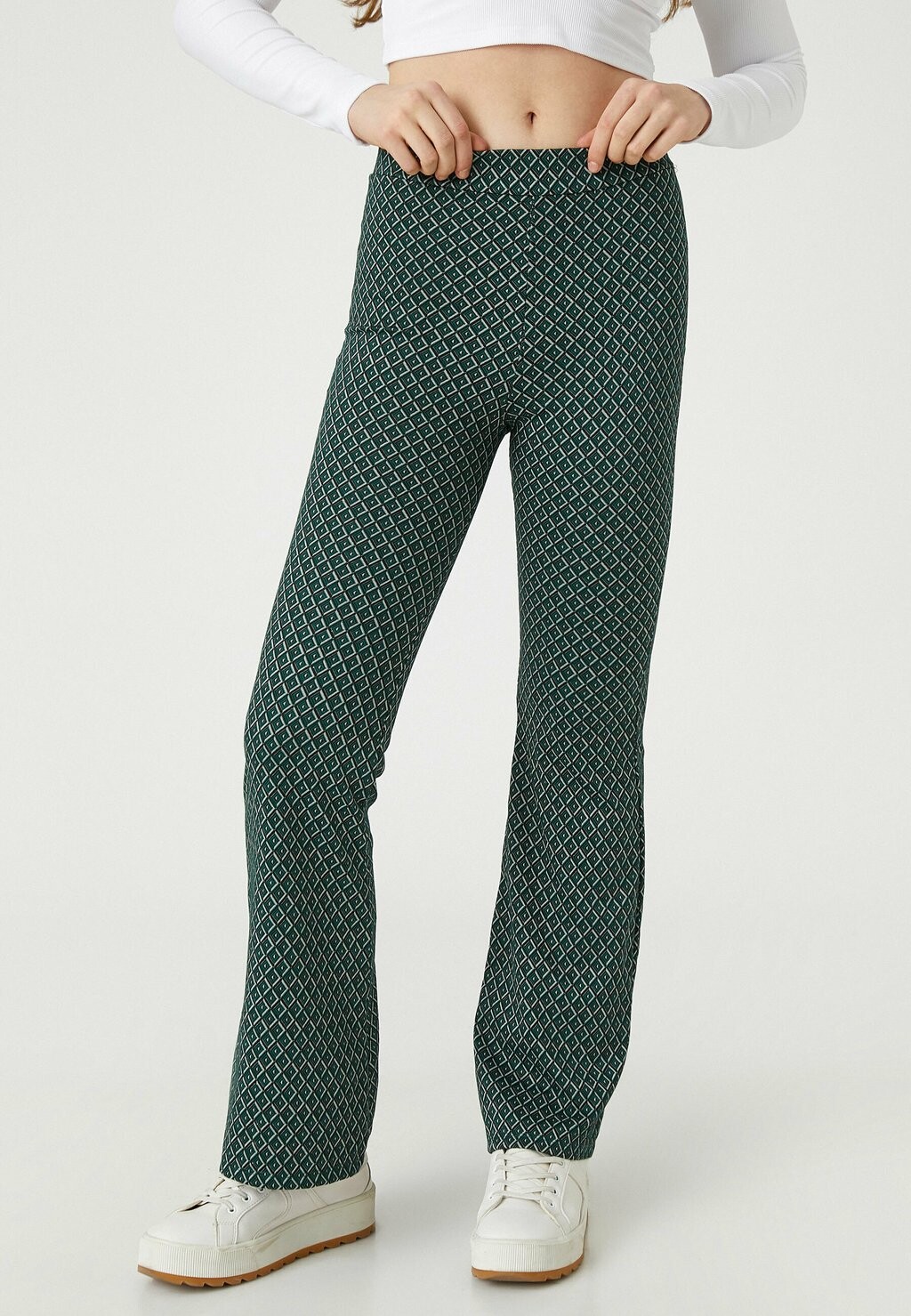 

Брюки FLARE LEG TROUSERS GEOMETRIC PATTERNED REGULAR WAIST . Koton, розовый