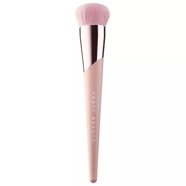 

Кисть для тональной основы Kabuki-Buff 115 Fenty Beauty By Rihanna