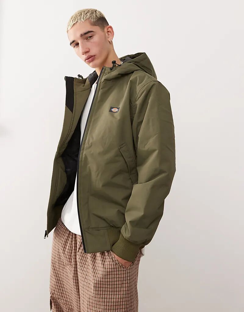 

Новая куртка Sarpy в цвете темный хаки Dickies