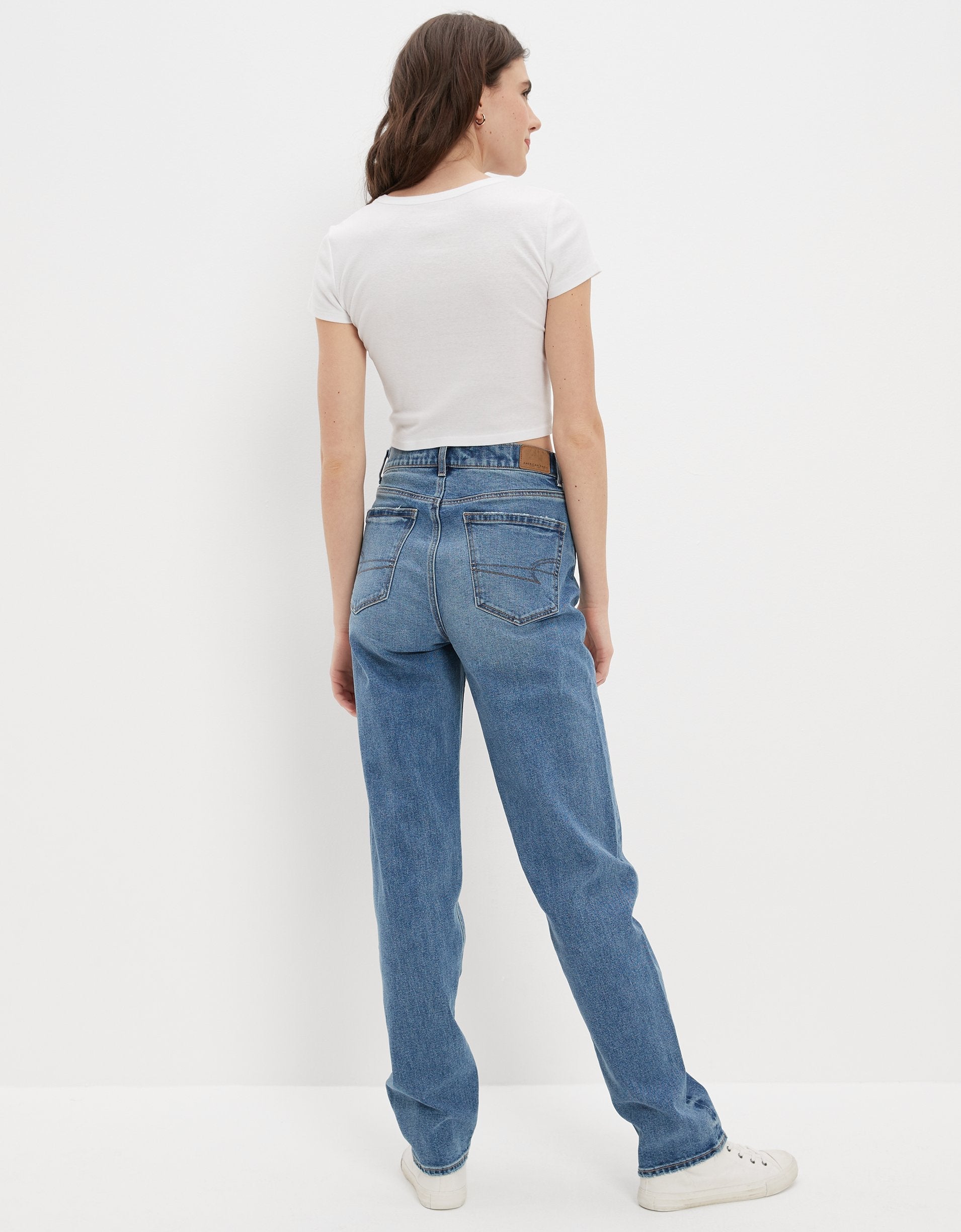 

AE Stretch с самой высокой талией мешковатые прямые джинсы American Eagle Outfitters, цвет medium vintage