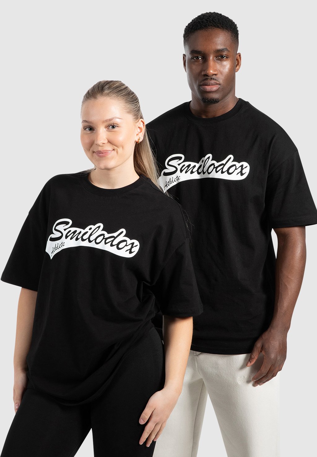 

Футболка с принтом UNISEX MACEY Smilodox, черный