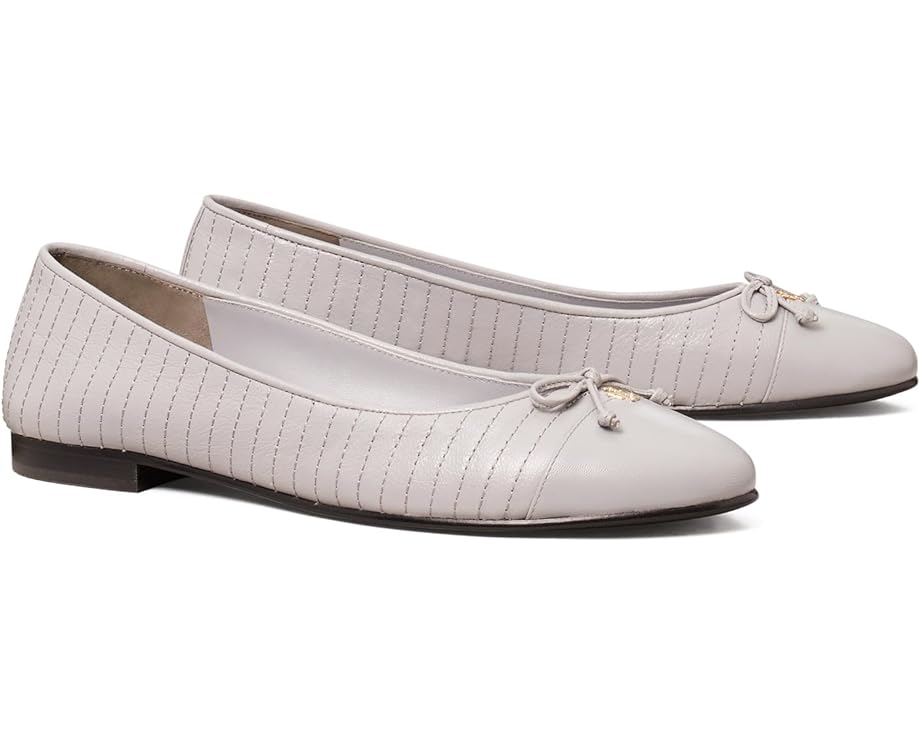 

Туфли на плоской подошве Tory Burch Cap-Toe Quilted Ballet, цвет Bay Gray