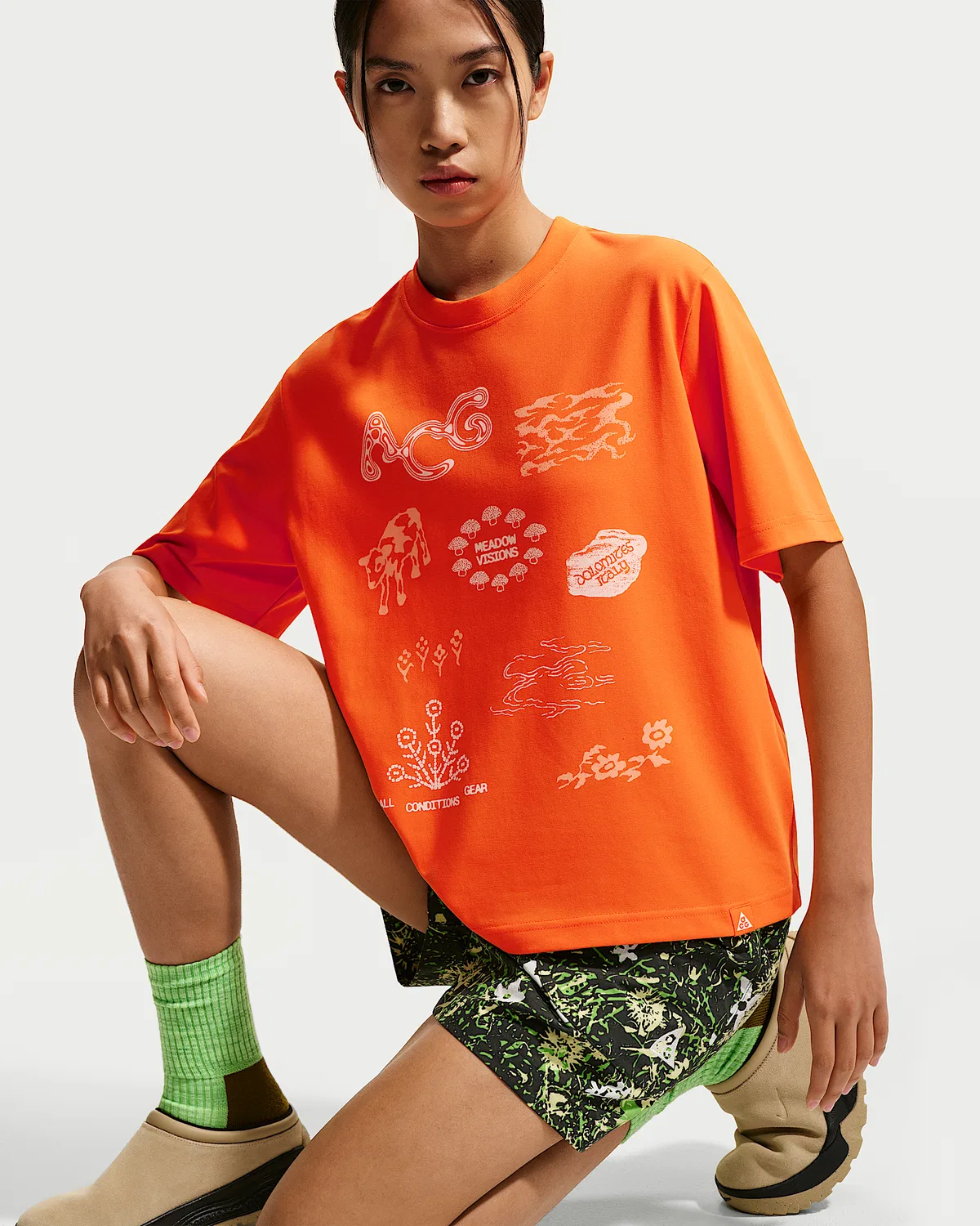 Женская футболка Dri-FIT Nike ACG, Safety Orange — фото 3