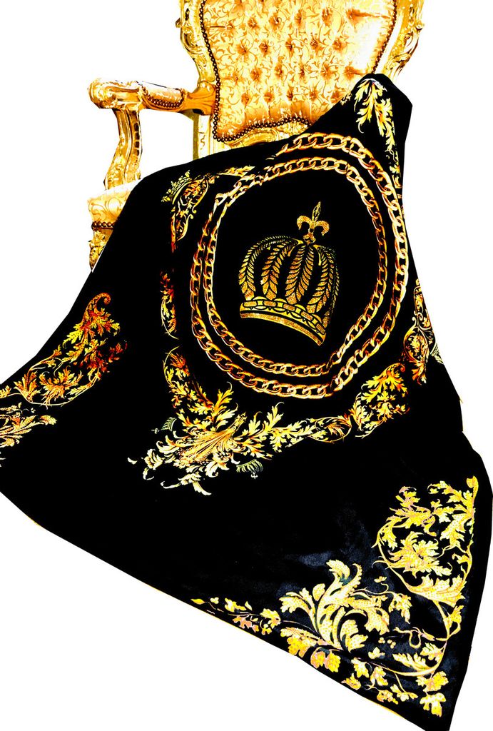 

Роскошное одеяло Pompöös от Casa Padrino Baroque Chains & Crown Black/Gold от Harald Glööckler со сверкающими камнями