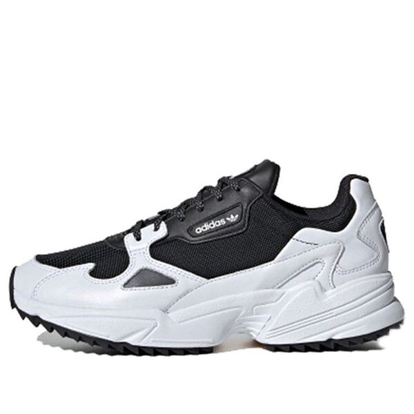 

Кроссовки соколиный след Adidas, черный