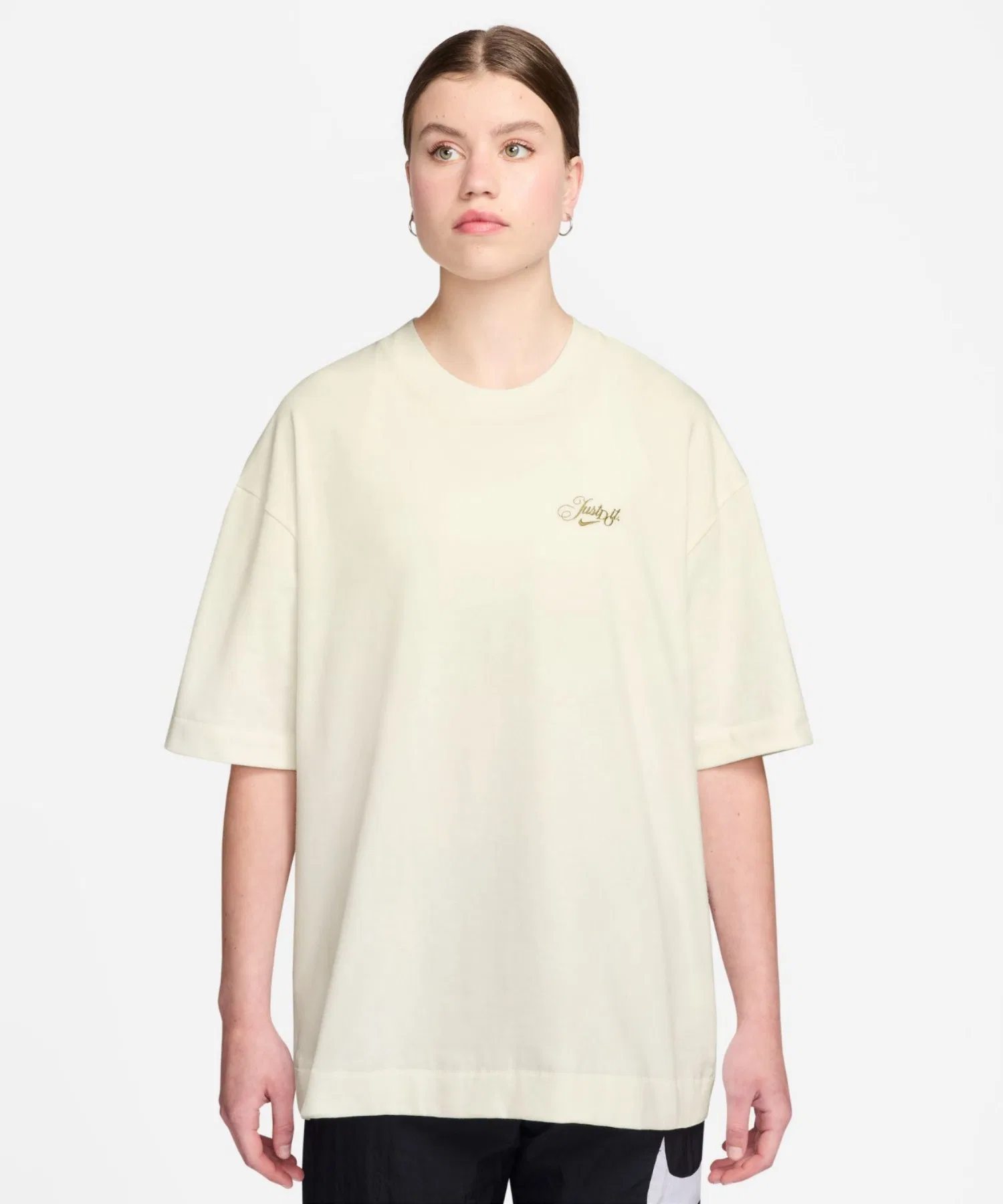 Женская футболка NIKE Oversized с логотипом кремовая