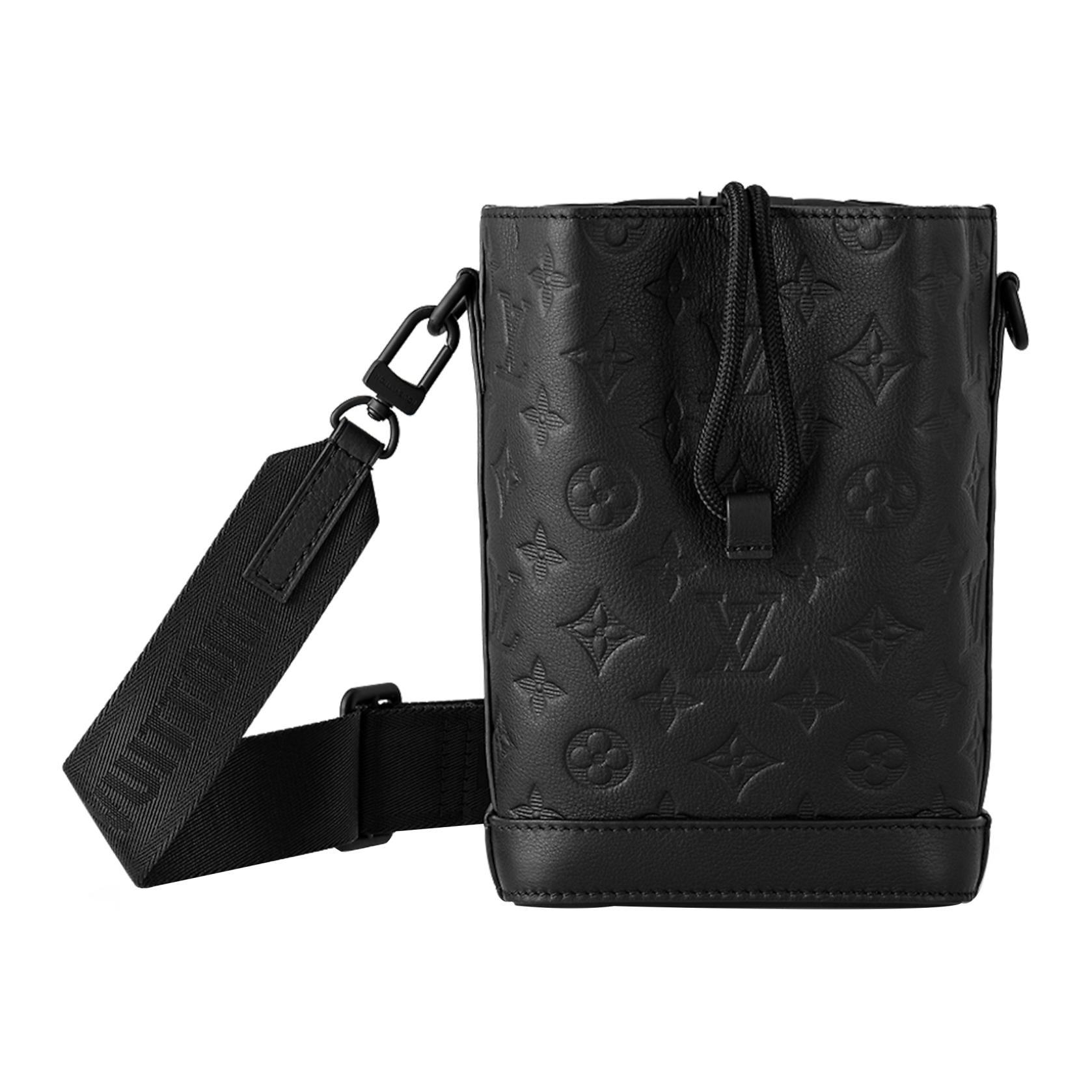 

LOUIS VUITTON Сумка через плечо