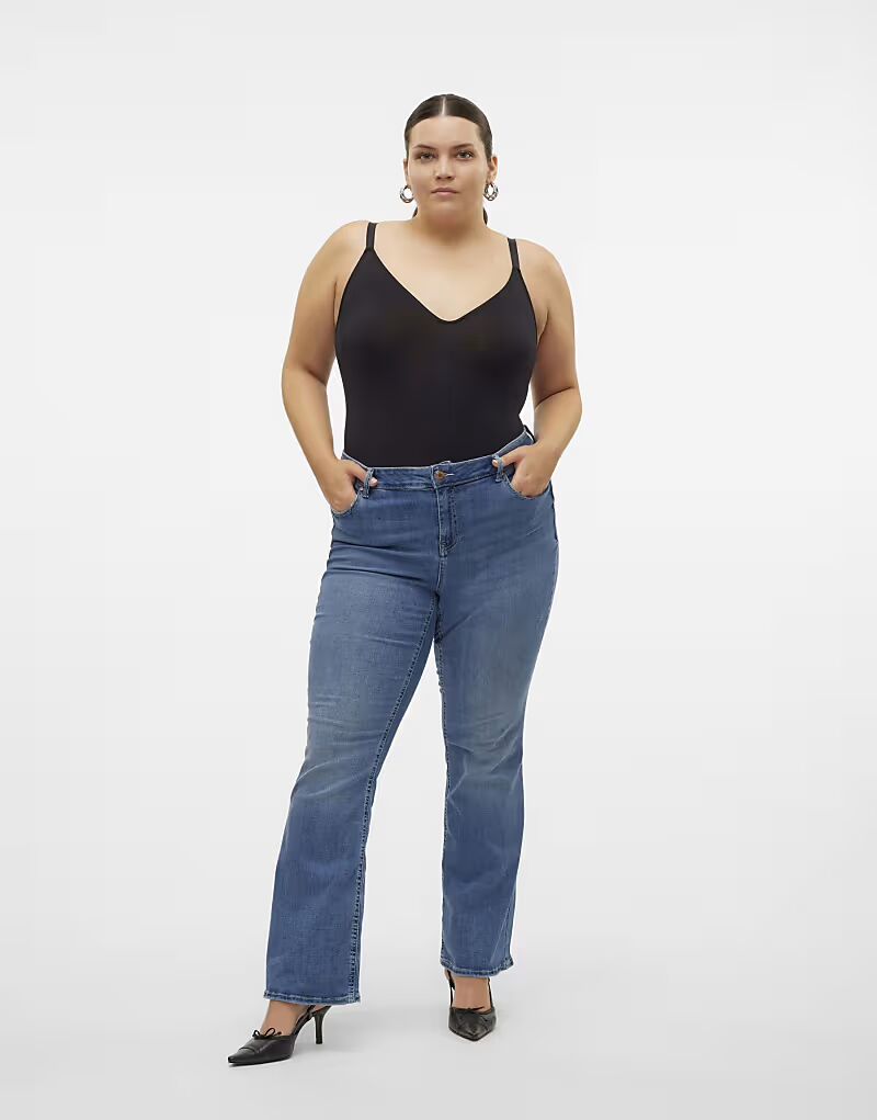 

Джинсы Vero Moda Curve Flared fit из средне-синего денима