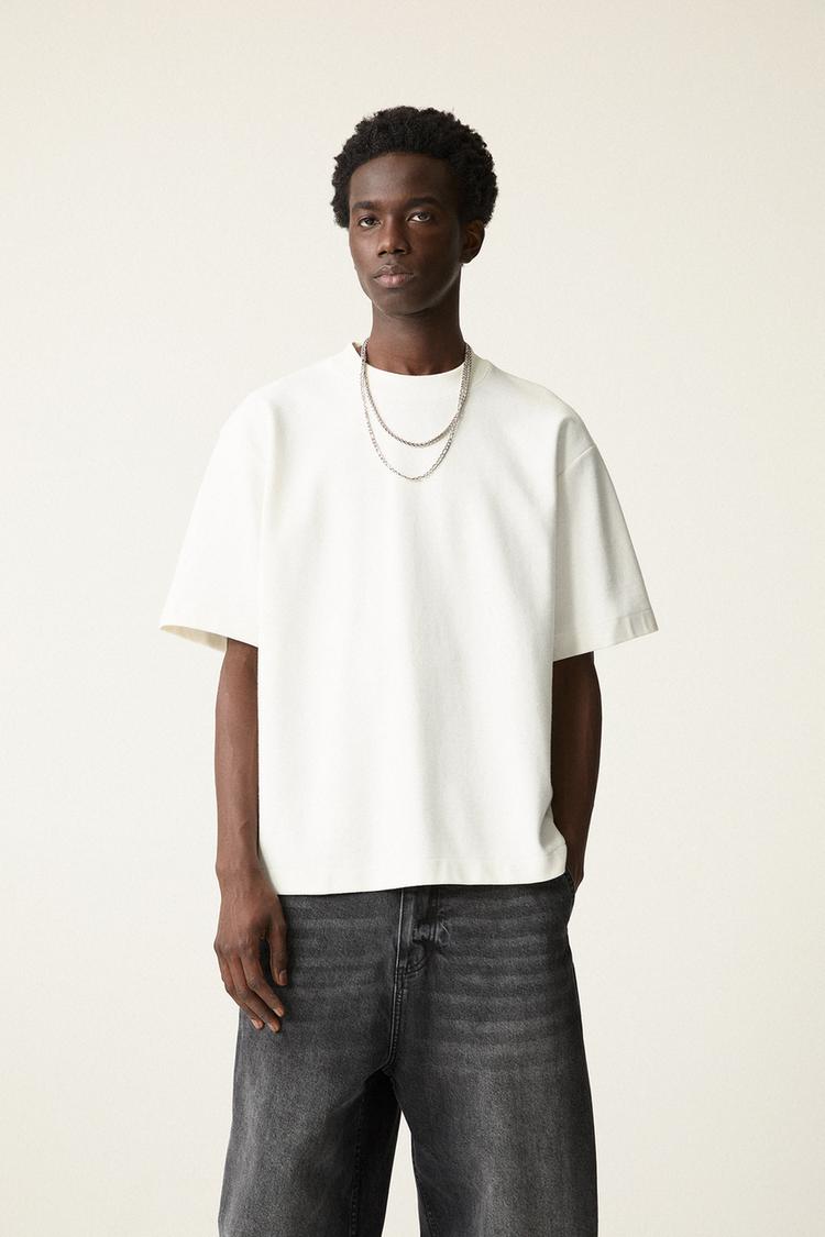 

Фактурная толстовка с коротким рукавом Pull And Bear, белый