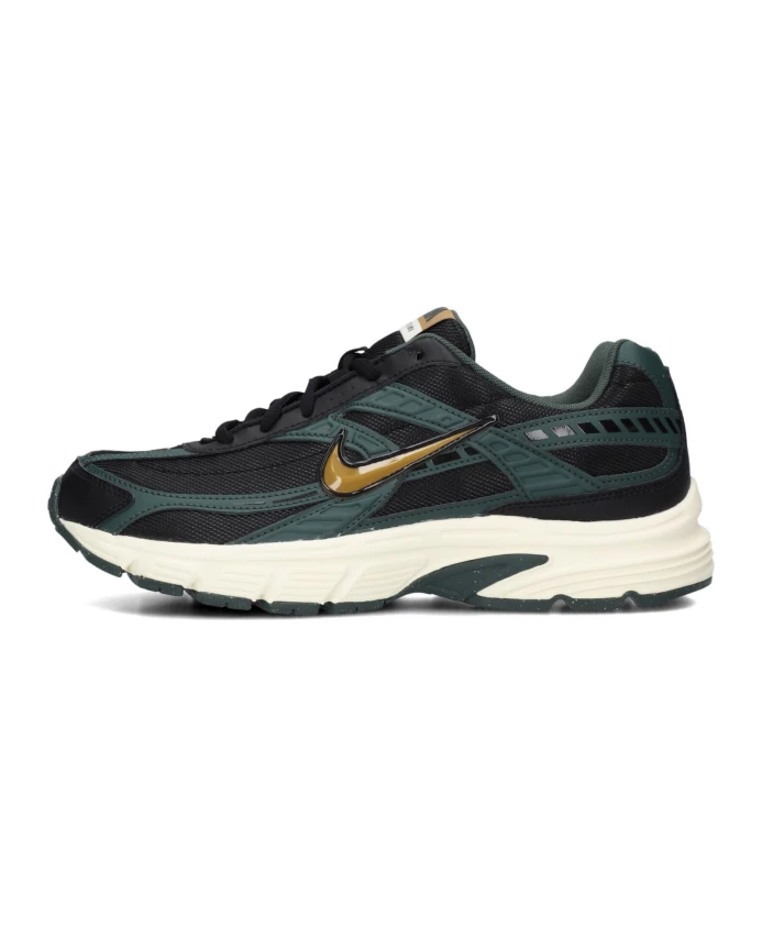 

Стильные низкие кеды Nike, черный