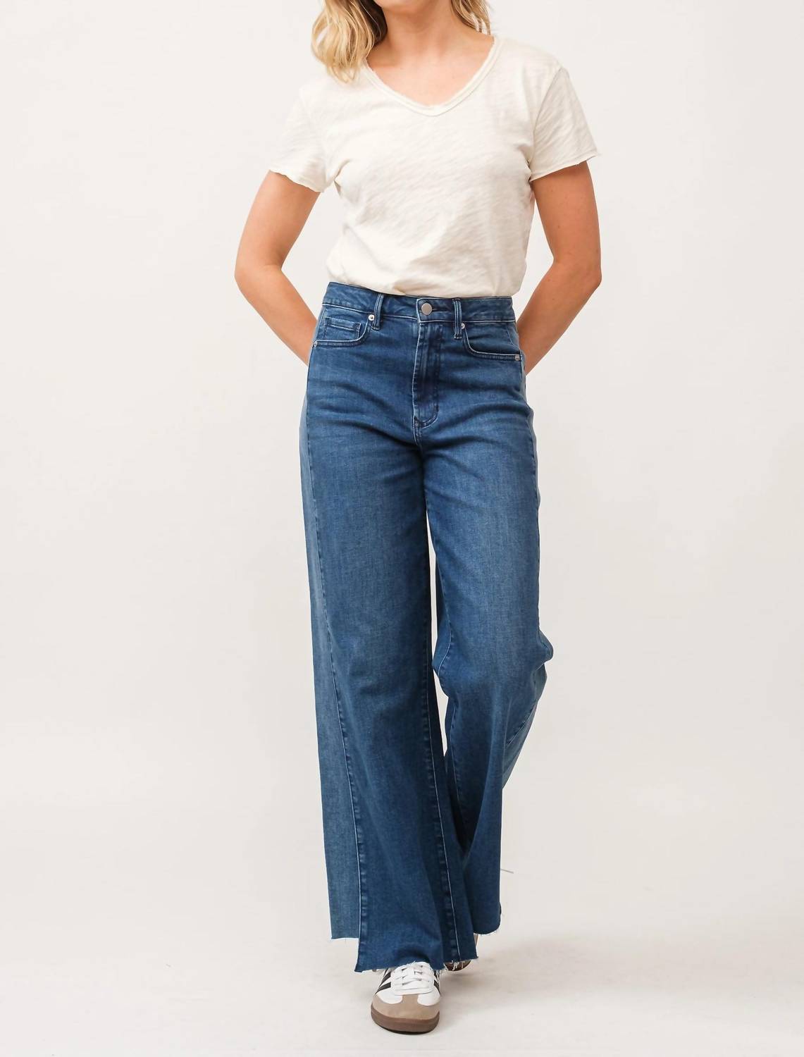 

Джинсы Fiona High Rise в цвете Arctic Blue DEAR JOHN DENIM, цвет artic blue