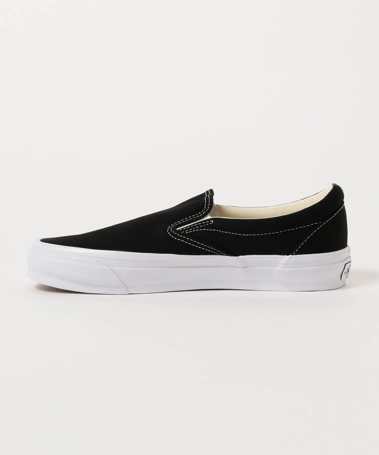Мужские слипоны VANS SLIP-ON REISSUE 98 LX BLACK / WHITE — фото 3