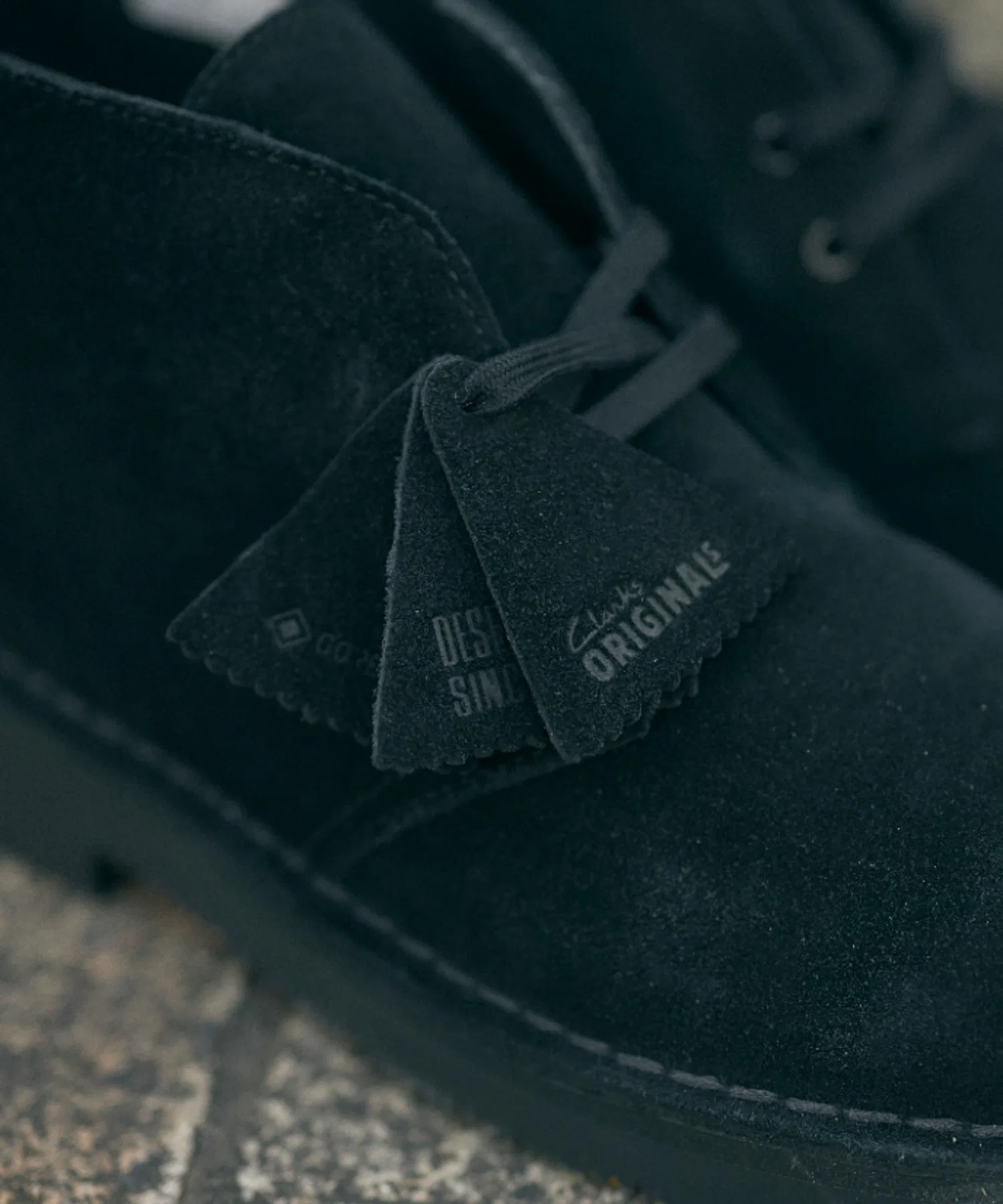 Мужские замшевые ботинки Clarks DESERT BOOT GORE-TEX чёрные — фото 3