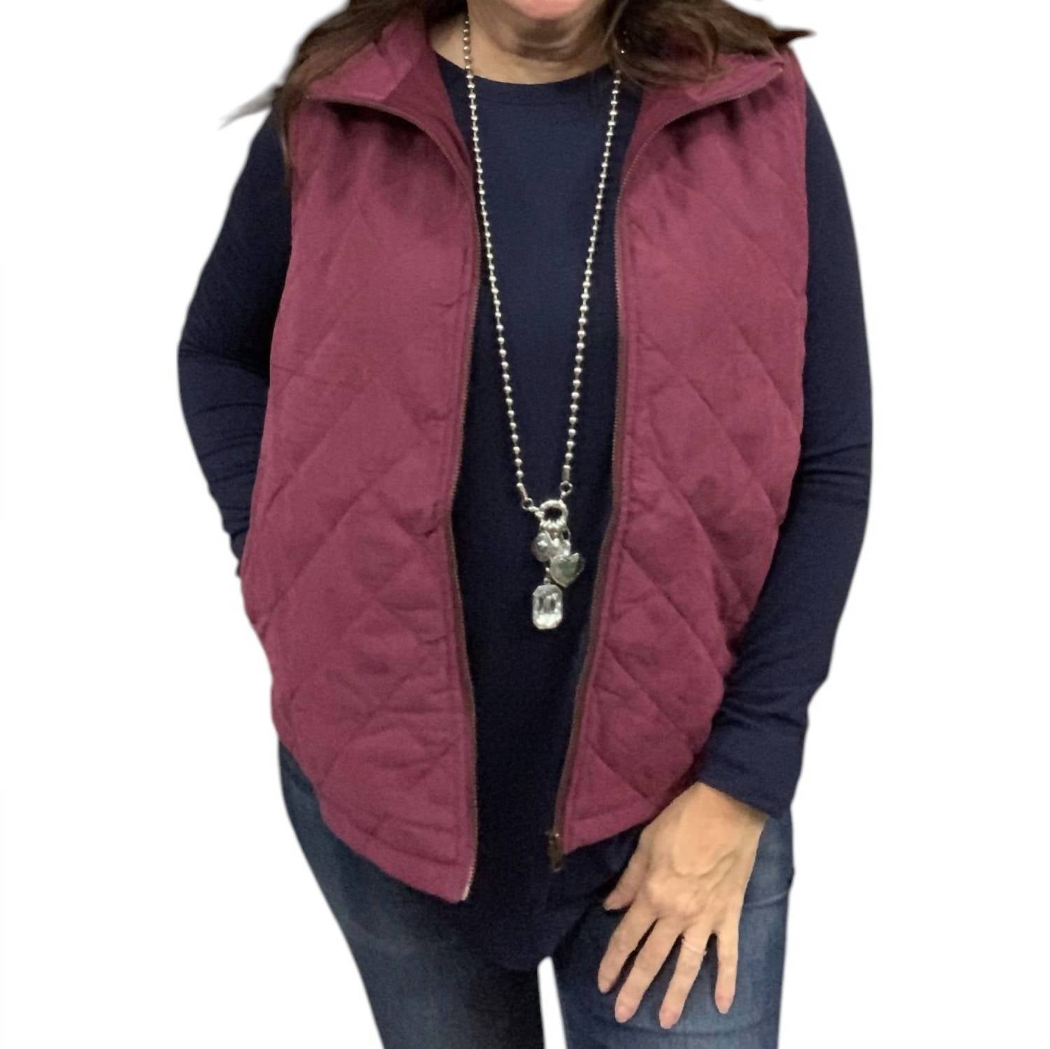 

Стеганый жилет в винном цвете Umgee, Wine