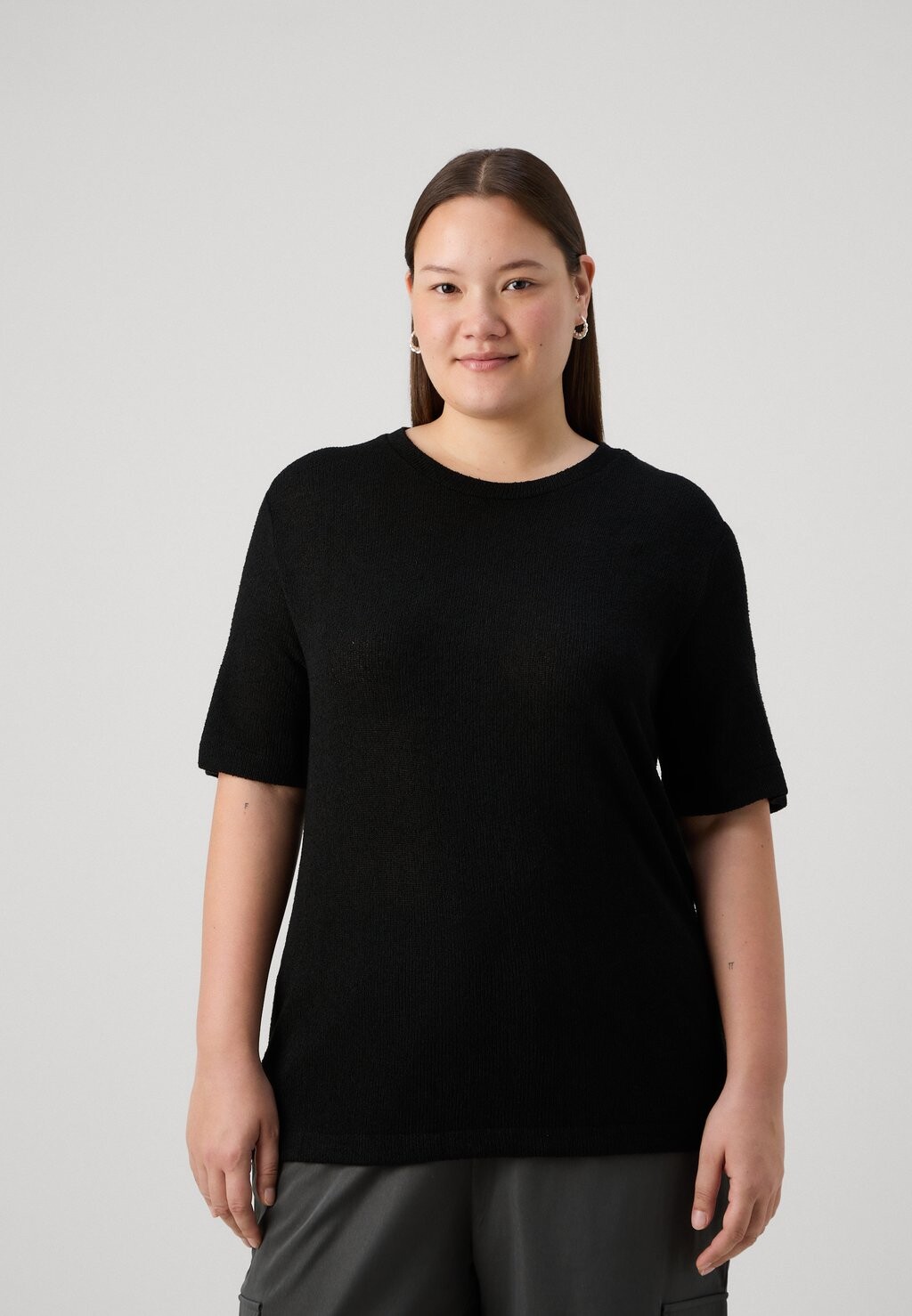 

Базовая футболка VMCEDDIE 2/4 O NECK LONG Vero Moda, черный