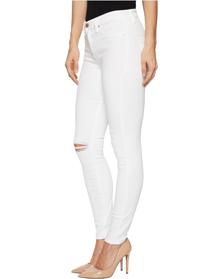 

Джинсы Blank NYC The Bond Mid-Rise Distressed Skinny in Great White, цвет Great White