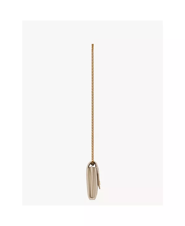 Кошелек Cassandre matelasse из кожи ягненка с цепочкой Saint Laurent, белый — фото 4