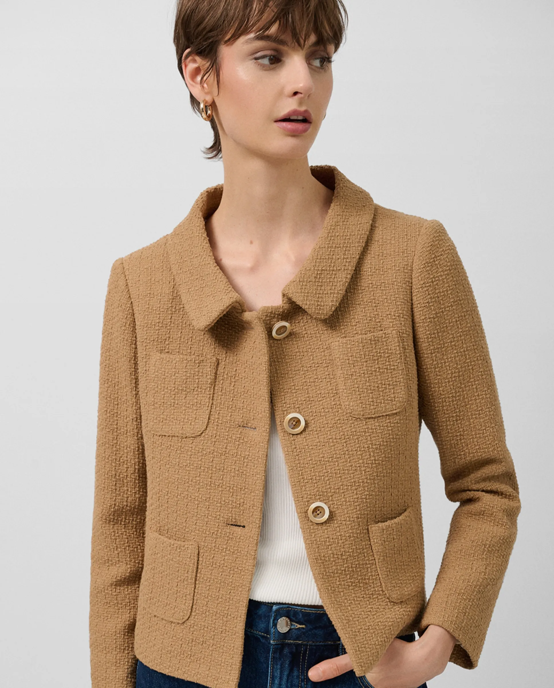 

Короткая женская куртка с четырьмя карманами Roberto Verino, светло-коричневый