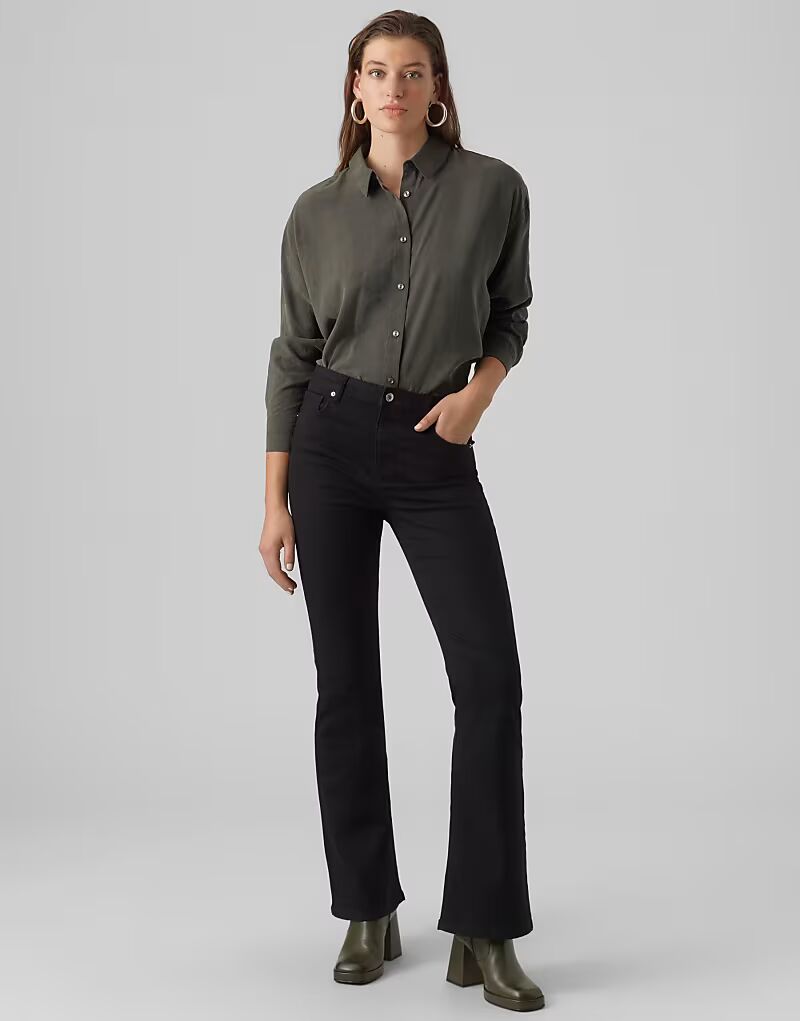 

Расклешенные джинсы Vero Moda черного цвета