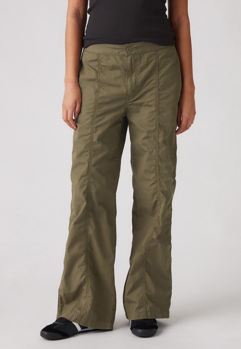 

Брюки BAGGY PARACHUTE Levi's, темно-зеленый