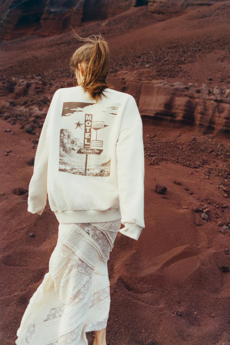 

Рваная мотельная толстовка Pull And Bear, экрю