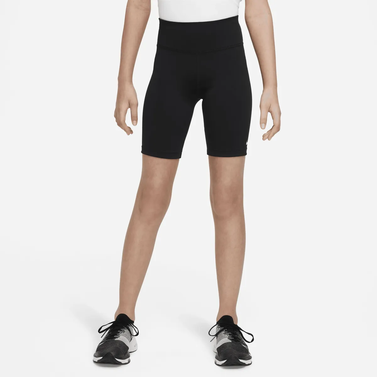 

Тренировочные тайтсы Nike "Dri-FIT One Big Kids' (Girls' Bike Shorts)", белый