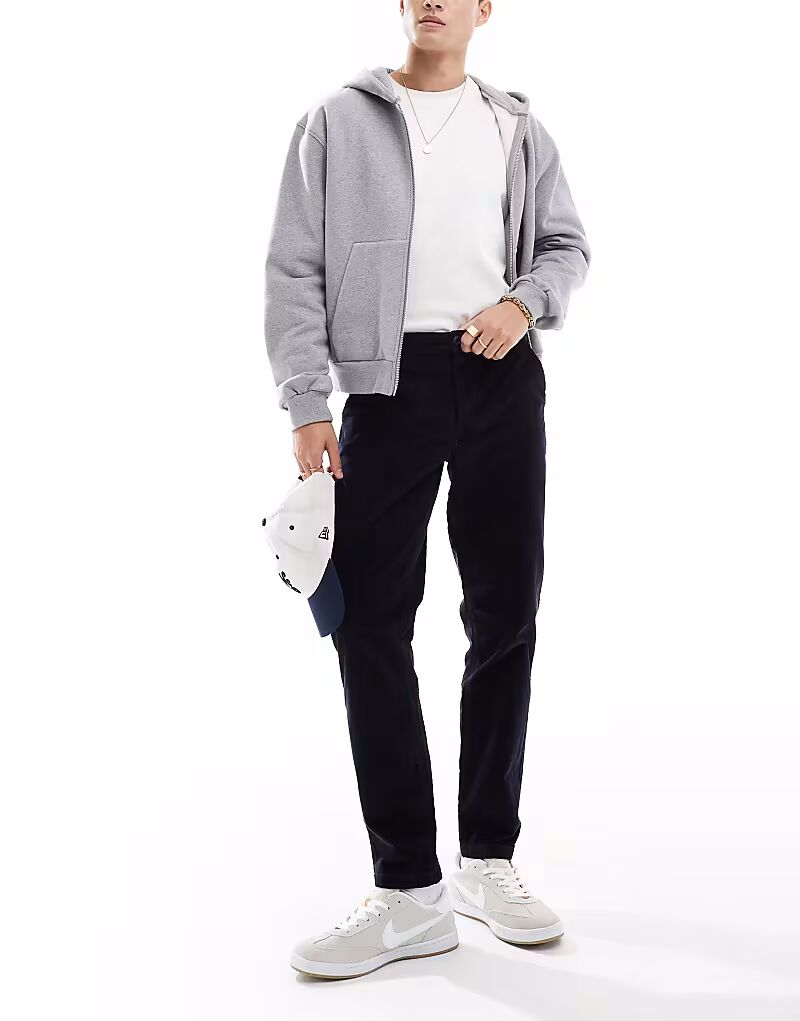 

Зауженные вельветовые брюки темно-синего цвета Asos Design