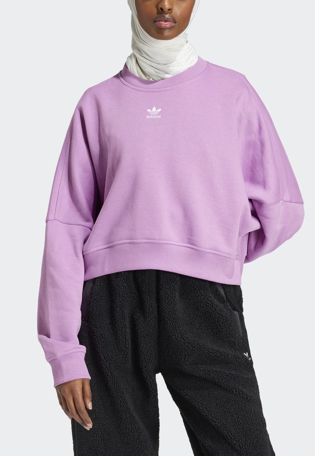 

Толстовка ESSENTIALS CREW FLEECE adidas, сирень