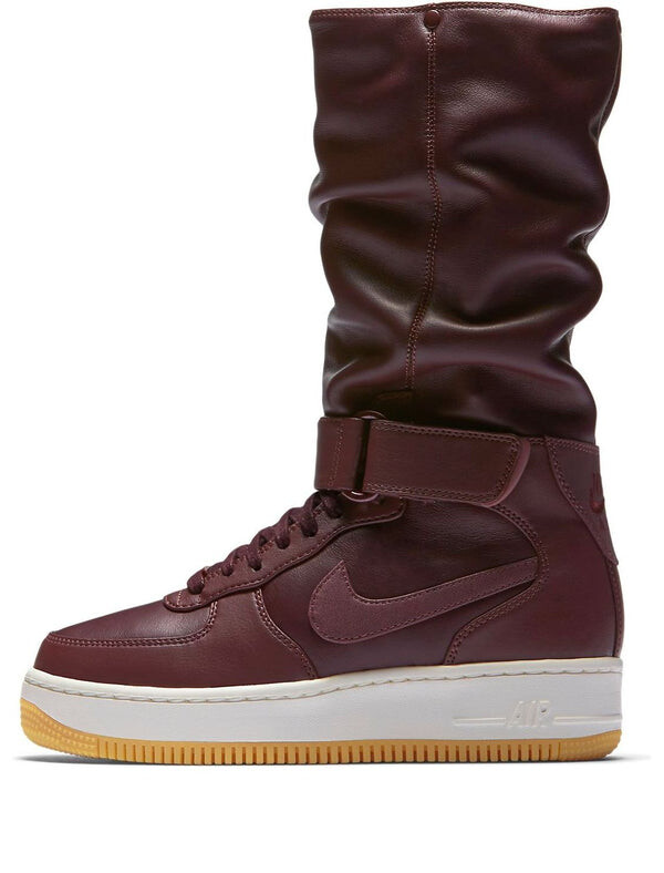 

Кроссовки Air Force 1 Nike, красный