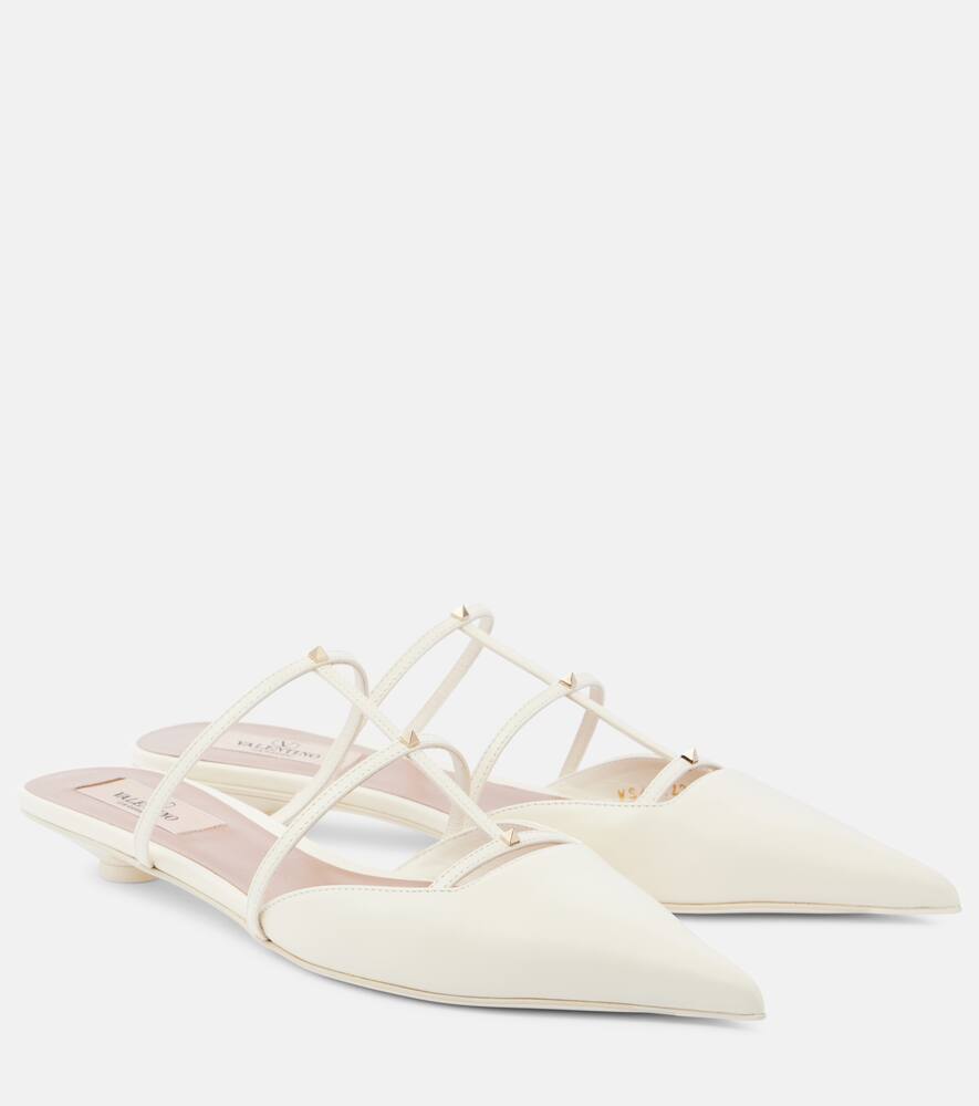 Босоножки Rockstud Wispy 20 из кожи Valentino Garavani, Ivory