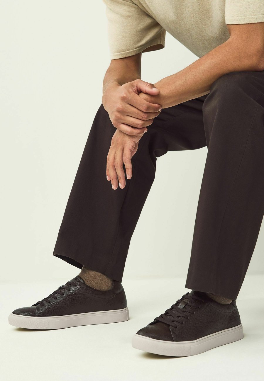 Кроссовки Next MINIMAL-REGULAR FIT, Brown — фото 2
