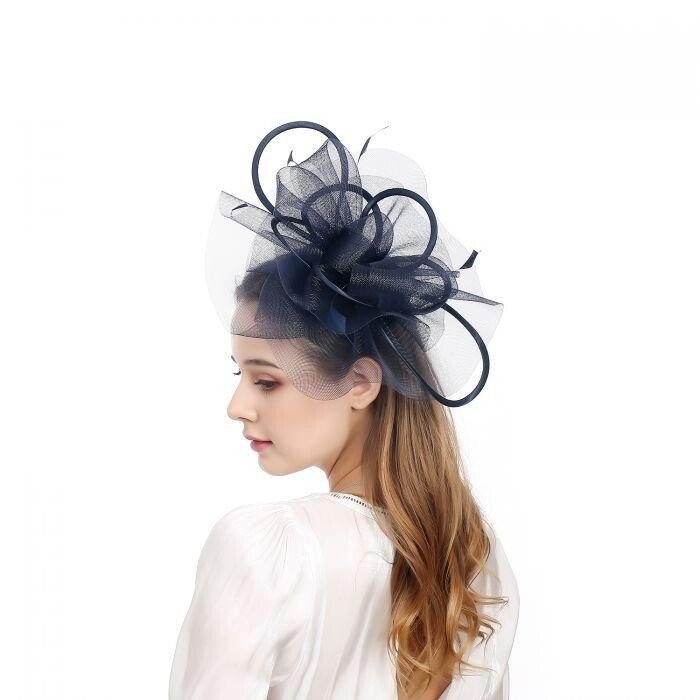 

Простая нежная сетчатая фурнитура с перьями. PEACH ACCESSORIES, темно-синий