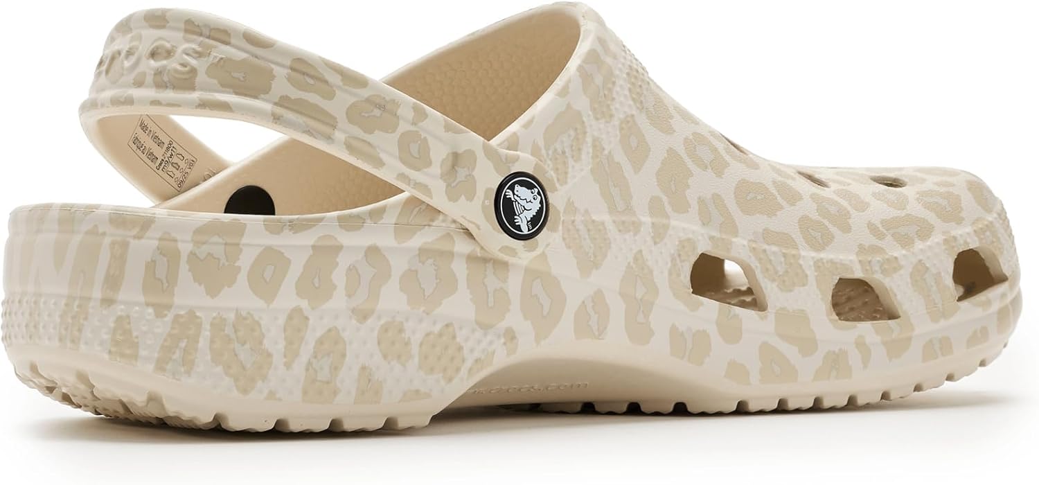 Унисекс сабо Crocs Classic с графическим принтом, Almond Tint/Leopard — фото 3
