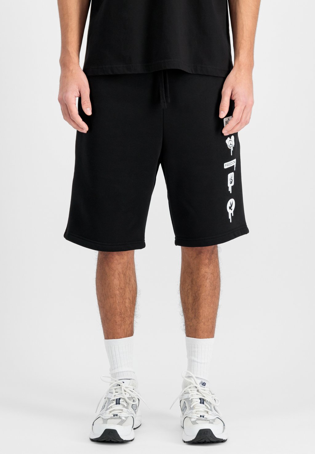 

Шорты FREEDOM JOGGER Alpha Industries, черный