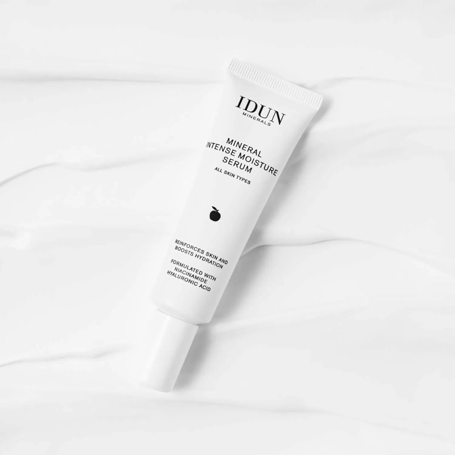 Сыворотка увлажняющая Idun Minerals Intense Moisture Serum 30 мл — фото 3