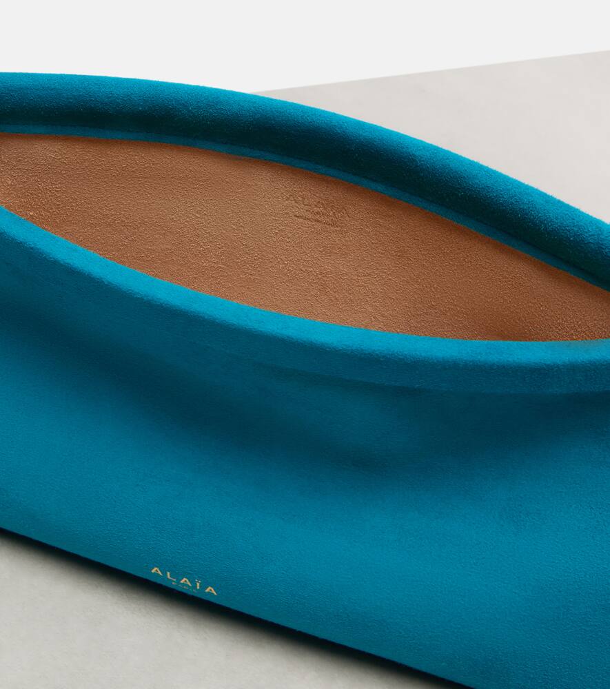 Маленькая замшевая сумка через плечо Le Click Alaïa, Turquoise — фото 3