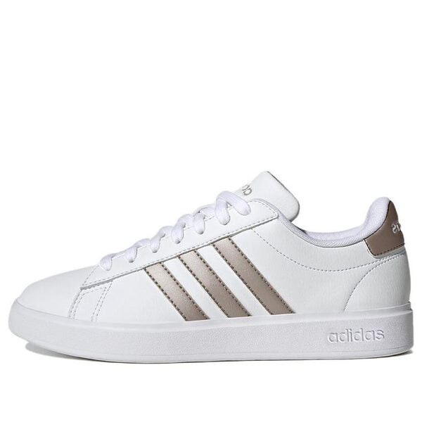 

Кроссовки grand court cloudfoam lifestyle court комфортная обувь Adidas, белый