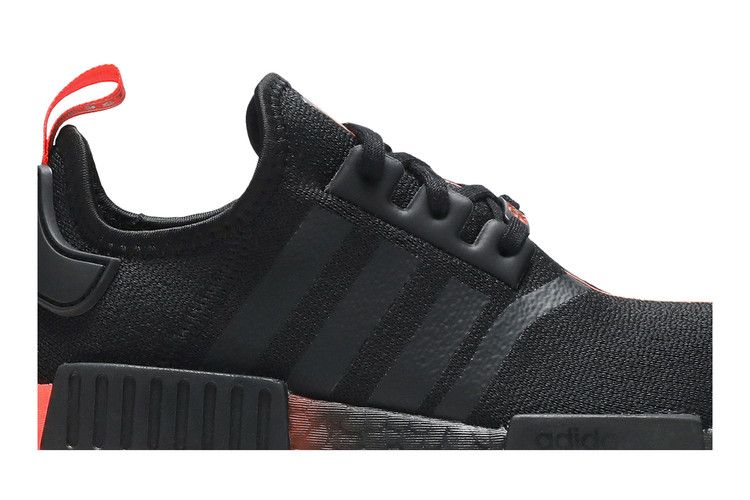 Кроссовки adidas Star Wars x NMD_R1 J 'Darth Vader', черный — фото 3