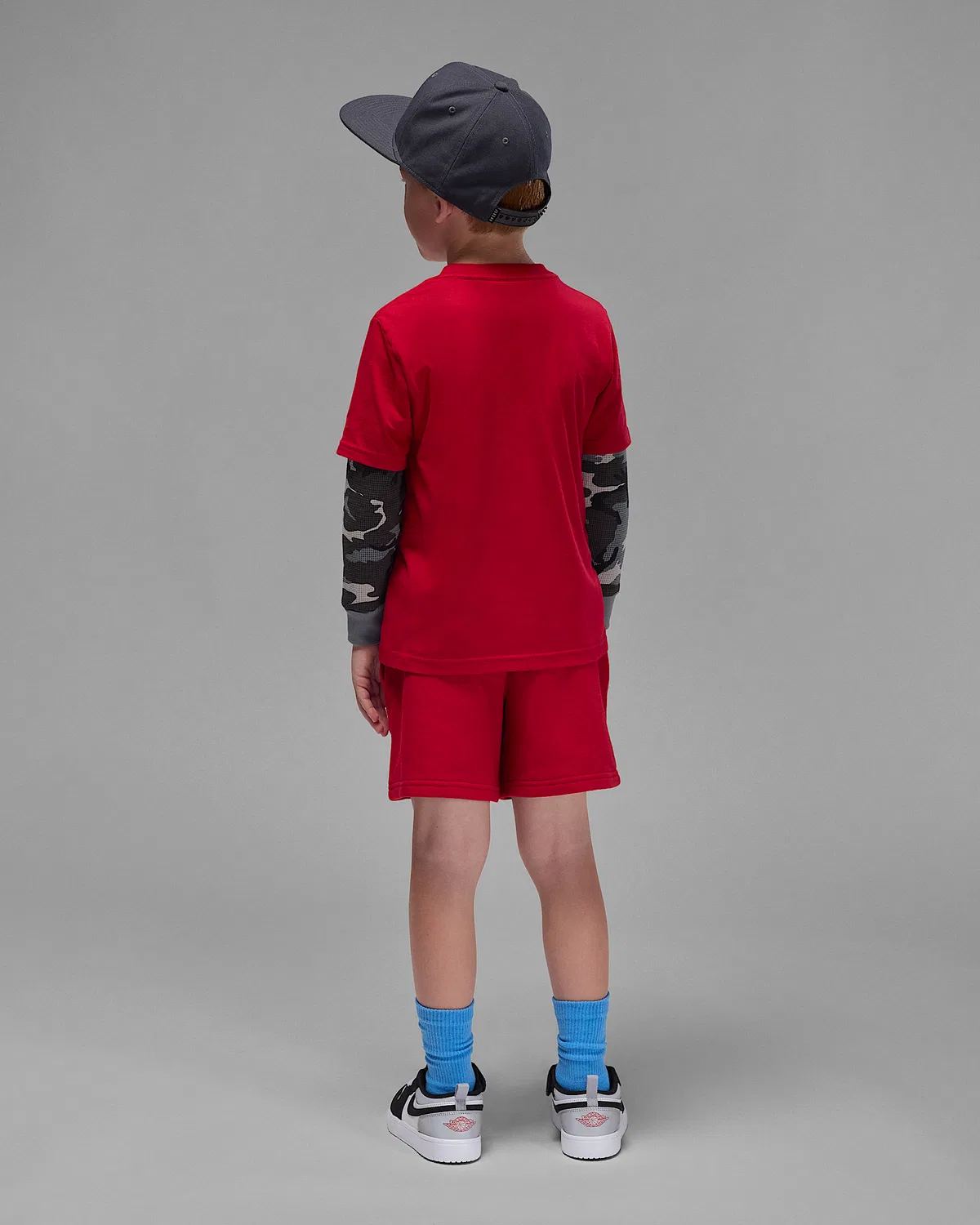 Детский набор из 2 предметов: шорты из французского футера Jordan Brooklyn Essentials, Gym Red — фото 2