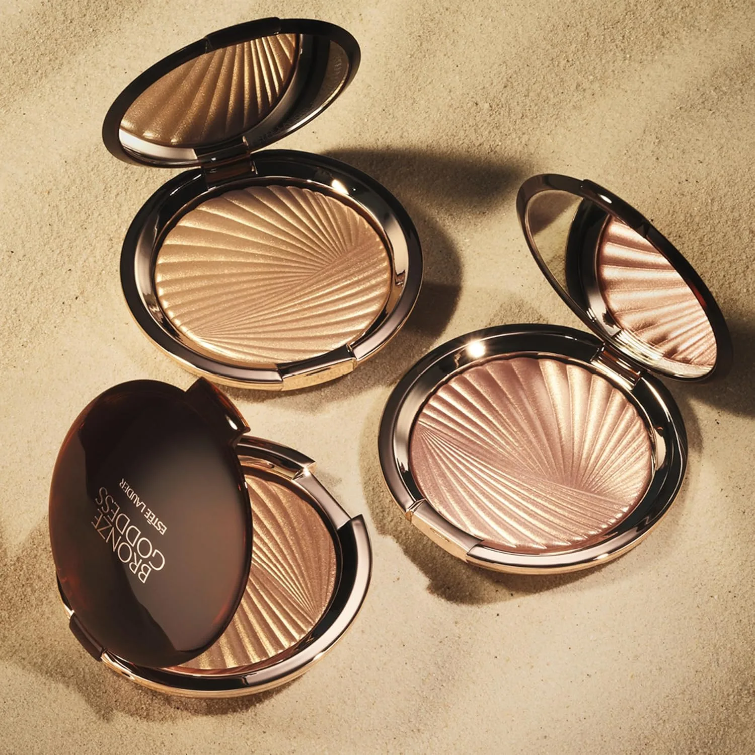 Хайлайтер-пудра Estée Lauder Bronze Goddess Highlighting Powder Gelée | Регулируемая интенсивность цвета и сияние, 0,31 унции, 01 Heatwave - Soft Champagne Gold with Luminous Pearl — фото 4