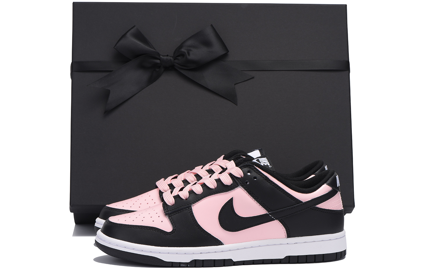 

Кроссовки Nike Dunk Skateboarding Shoes Women's Low-top Black, розовый