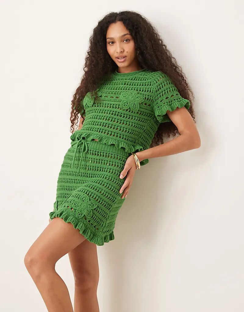 

Футболка ASOS DESIGN Co-ord с аппликацией крючком цвета хаки