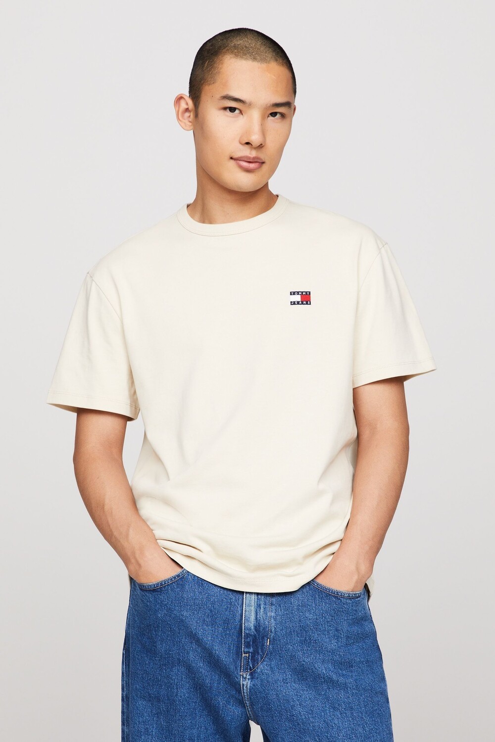 

Джинсы Tommy классического кроя с нашивкой Tommy Jeans, бежевый