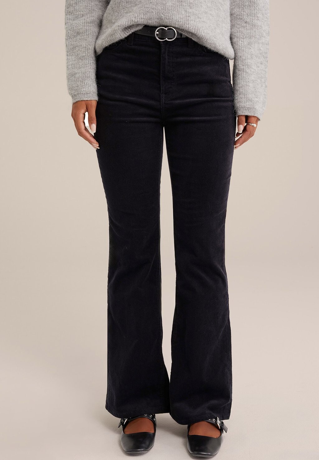 

Брюки WE Fashion, черный