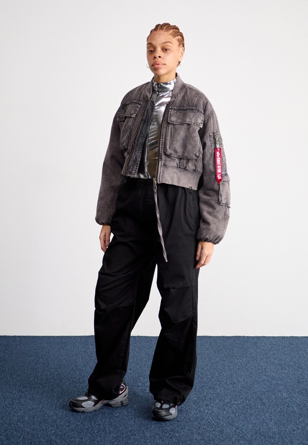 

Куртка-бомбер MULTIPOCKET FLIGHT JACKET Alpha Industries, черный