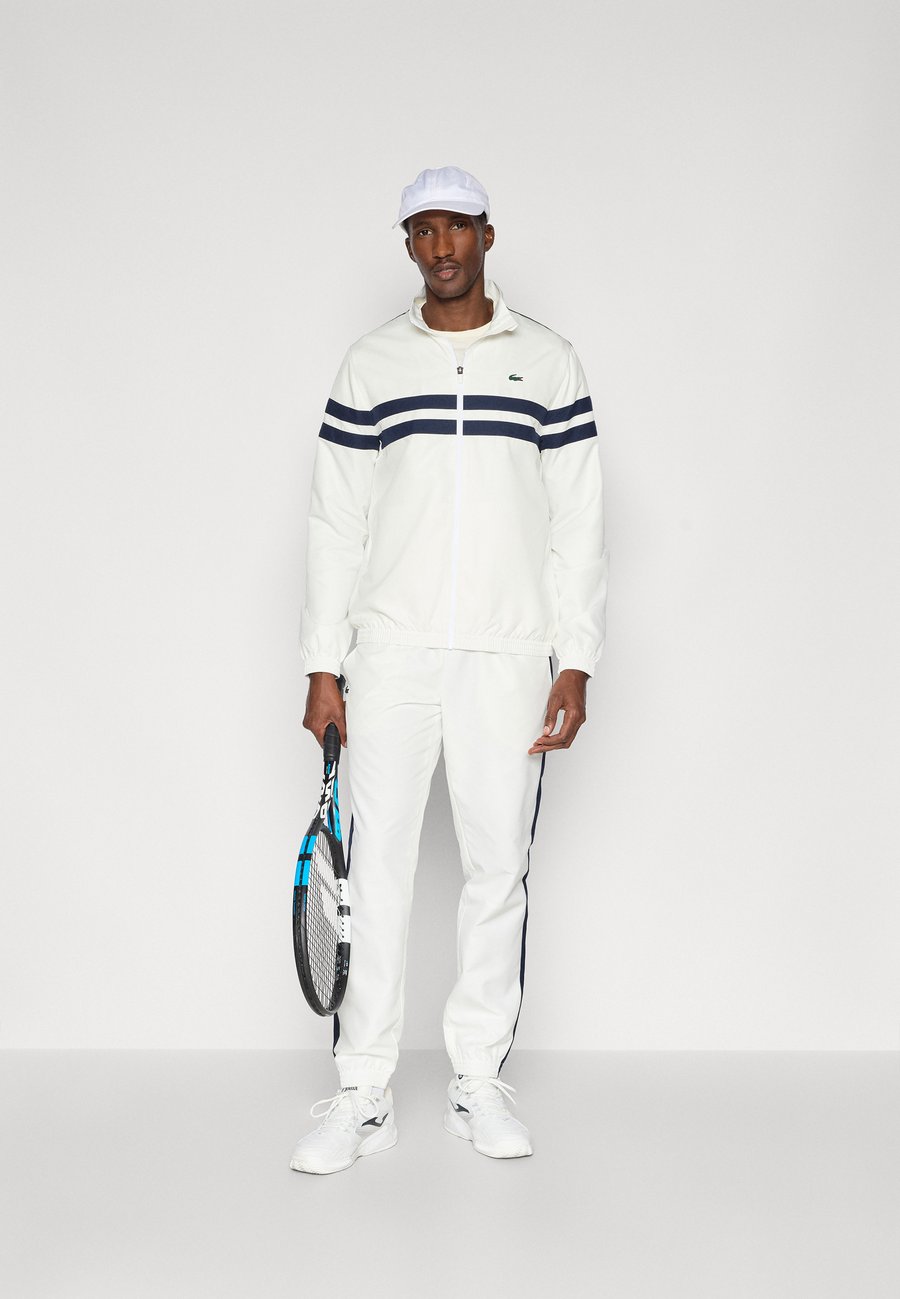 Спортивный костюм Lacoste Sport TENNIS TRACKSUIT SET, Flour/Navy Blue/Green/Off-White — фото 2