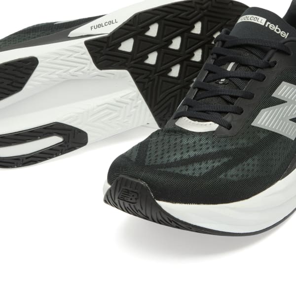 Кроссовки New Balance Rebel V5 New Balance Running, черный, серебро metallic & белый — фото 4